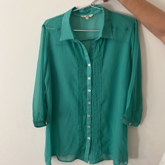 Sheer AND Top - Picture 3 of 5